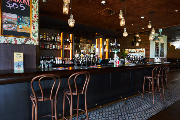 Lonestar-Alexandra-park-3